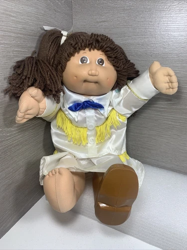 Vintage 1982 Cabbage Patch Doll Coleco Cowgirl, Brown Hair & Eyes & Dimples OK