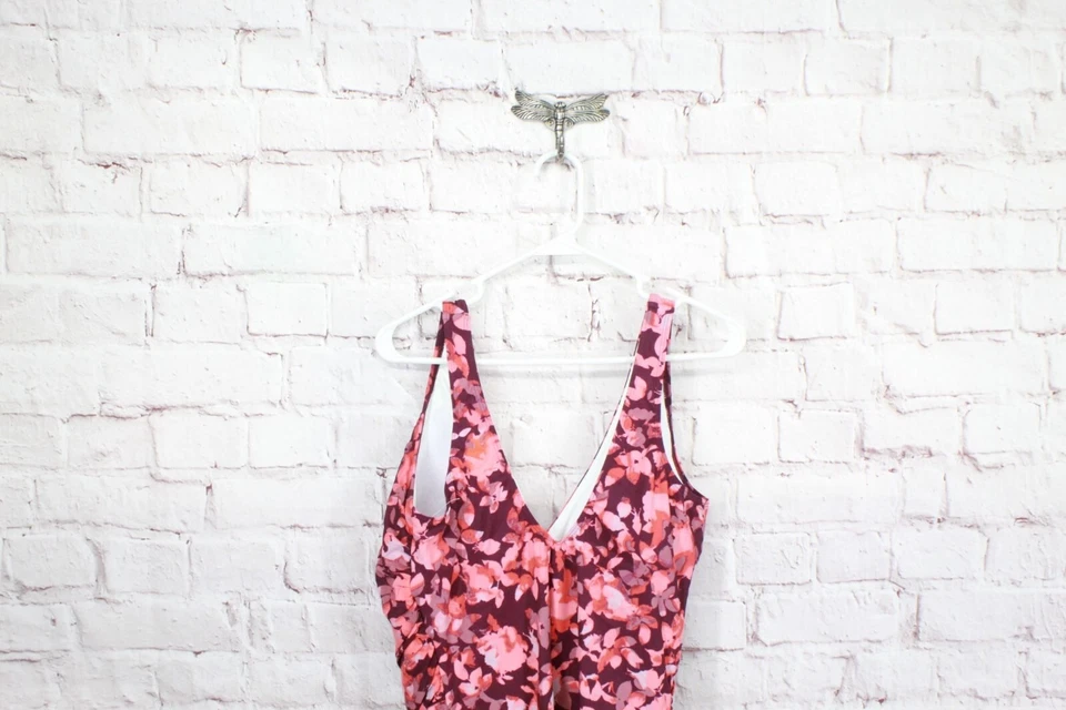 LL Bean Women's Shaping Swimwear Tanksuit Floral Pink Print Size 20W Plus - Image 4 of 4