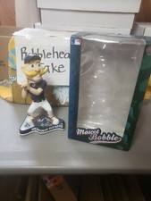 NIB 2013 MASCOT BERNIE MILWAUKEE BREWERS BOBBLEHEAD FOCO PENNANT BASE