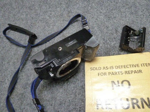 Minolta Maxxum 7000 35mm AF SLR Film Camera Body Only untested for parts - Picture 10 of 10
