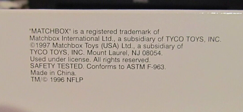 HO Matchbox Green Bay Packers 1997 Super Bowl XXXI Tractor/Trailer (RTR) - Image 4 of 4