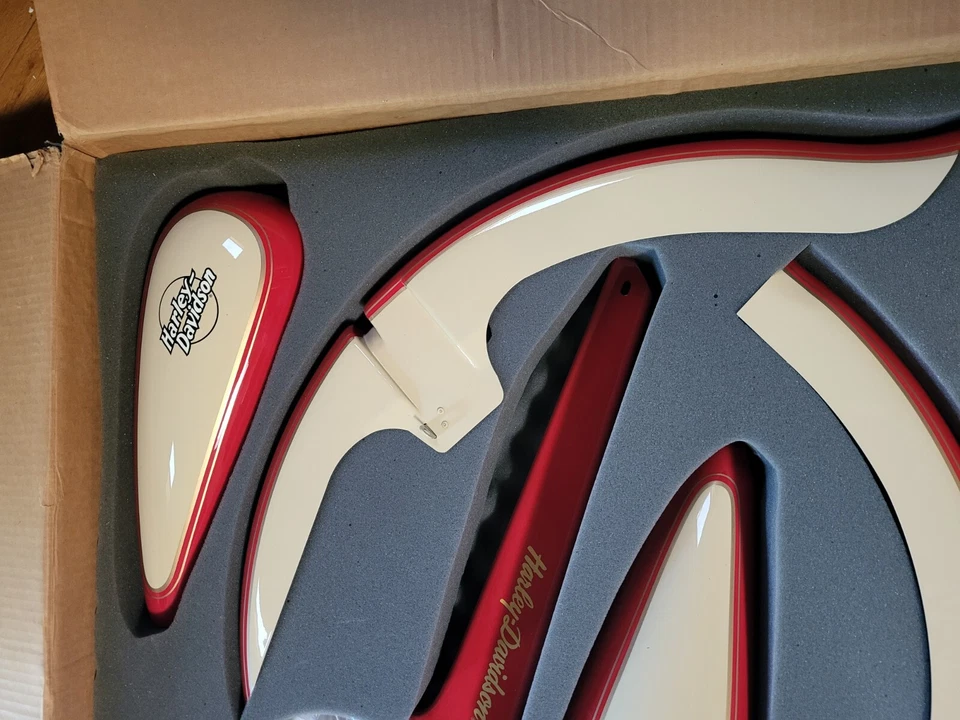 Harley Davidson Velo Glide GT Fahrrad RAR Tank, Schutzbleche und Kettenschutz Set NOS  - Bild 3 von 4