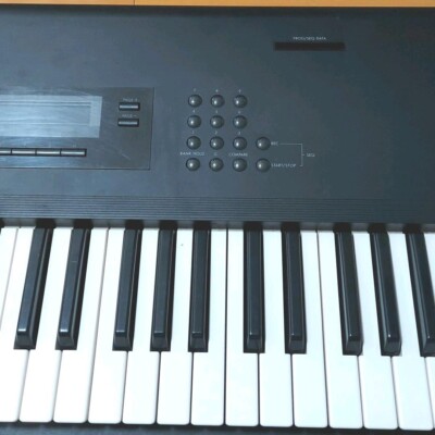 SYNTHESIZER M1 61 Keys 1988 Digital Keyboard Instrument
