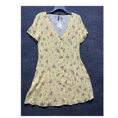 h&m short viscose dress Ladies - Black/White Floral Patterned Viscose Dress - Size: XXS