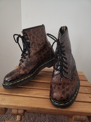 Vintage Boots Docs 90's Dr. Martens Brown Crocodile Pattern Women's Size 8 US