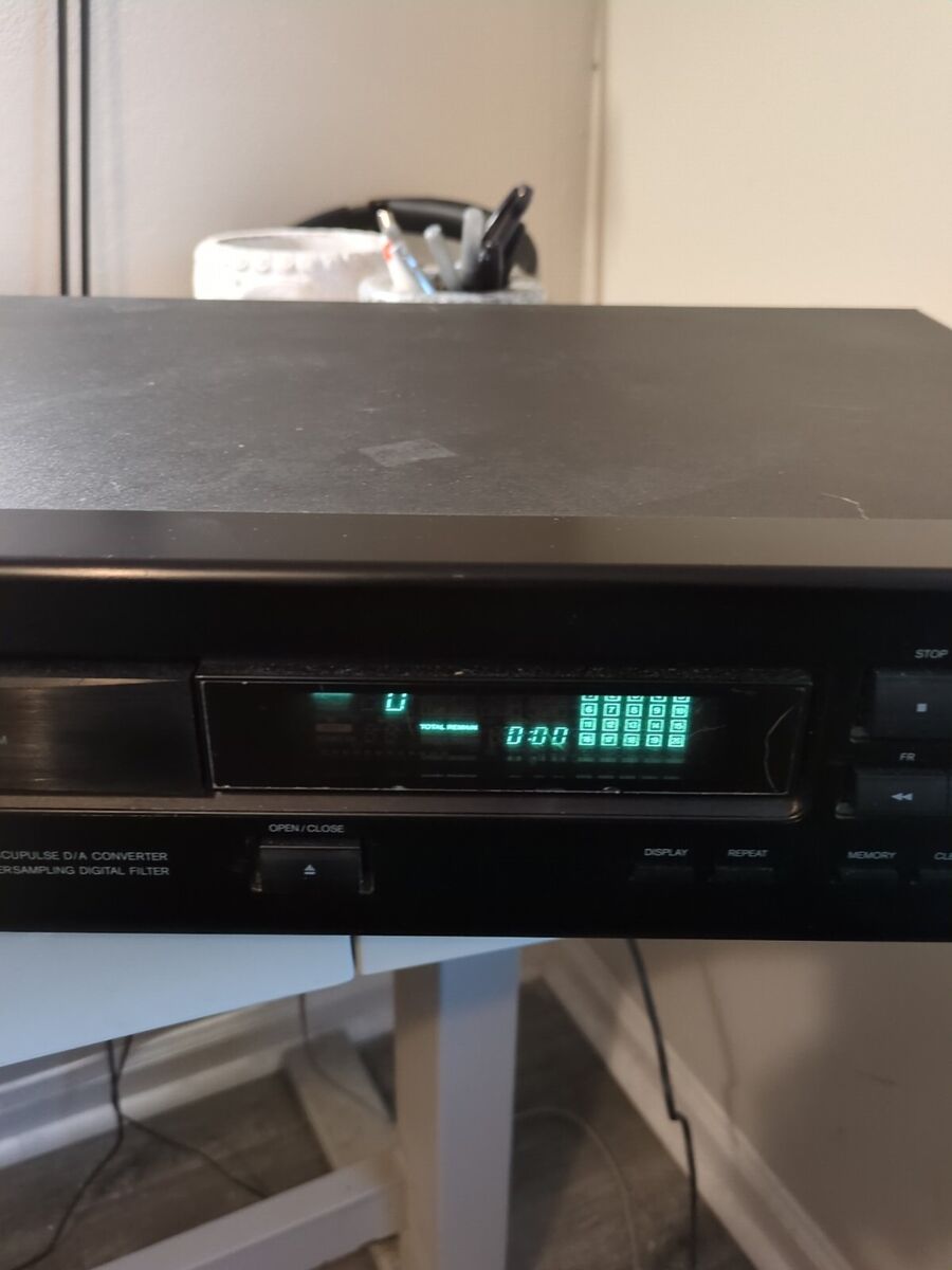 Onkyo DX-701 Accupulse Quartz Single CD Player 1 Owner W Onkyo DX-701 Accupulse Quartz Single CD Player 1 Owner W