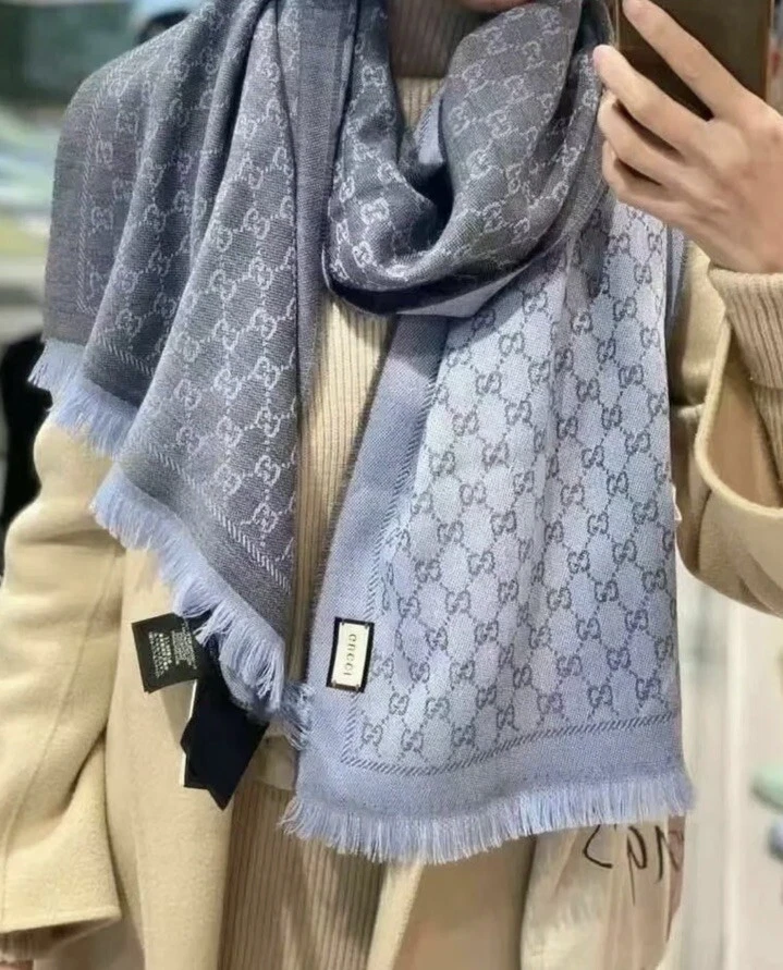 Prada logo-jacquard shawl - Neutrals
