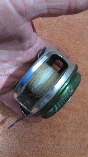 Vintage Shakespeare Automatic Fly fishing Reel #1822 & Box