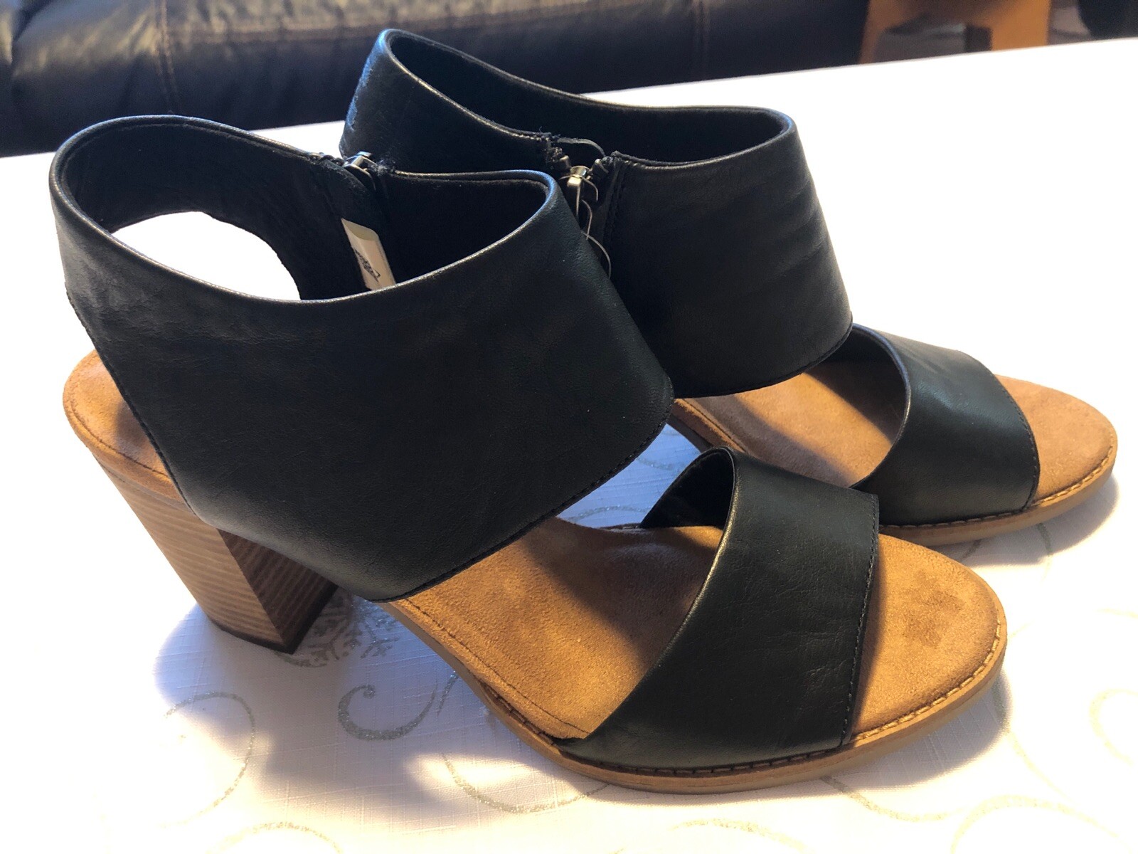 women's majorca cutout sandals