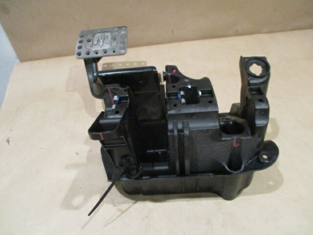 Maserati GranTurismo 2009 4.7 F1 - Brake Pedal Box Assembly 