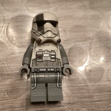 LEGO Star Wars Minifigurine Pilote impérial avec casque blanc SW0869