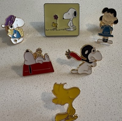 (Set Of 6)  Peanuts Snoopy Brooch With Butterfly Clutch Metal Pin Back