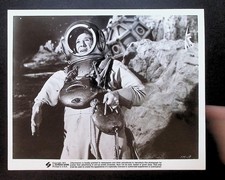 1971 Screen Gems Sci-Fi Still Astronaut Retro Space Suit Vintage Production Shot 1971 Screen Gems Sci-Fi Still Astronaut Retro Space Suit Vintage Production Shot