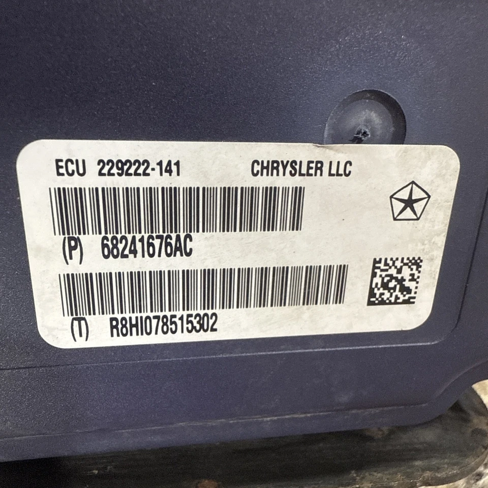 Módulo de freno ABS 2014-2015 Jeep Grand Cherokee 3.6 2wD OEM | 68241676AC Foto 2 de 4