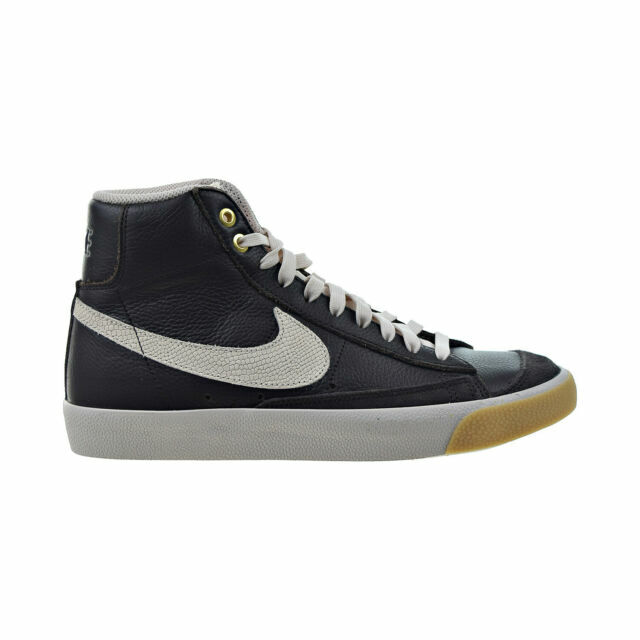 brown blazer mid