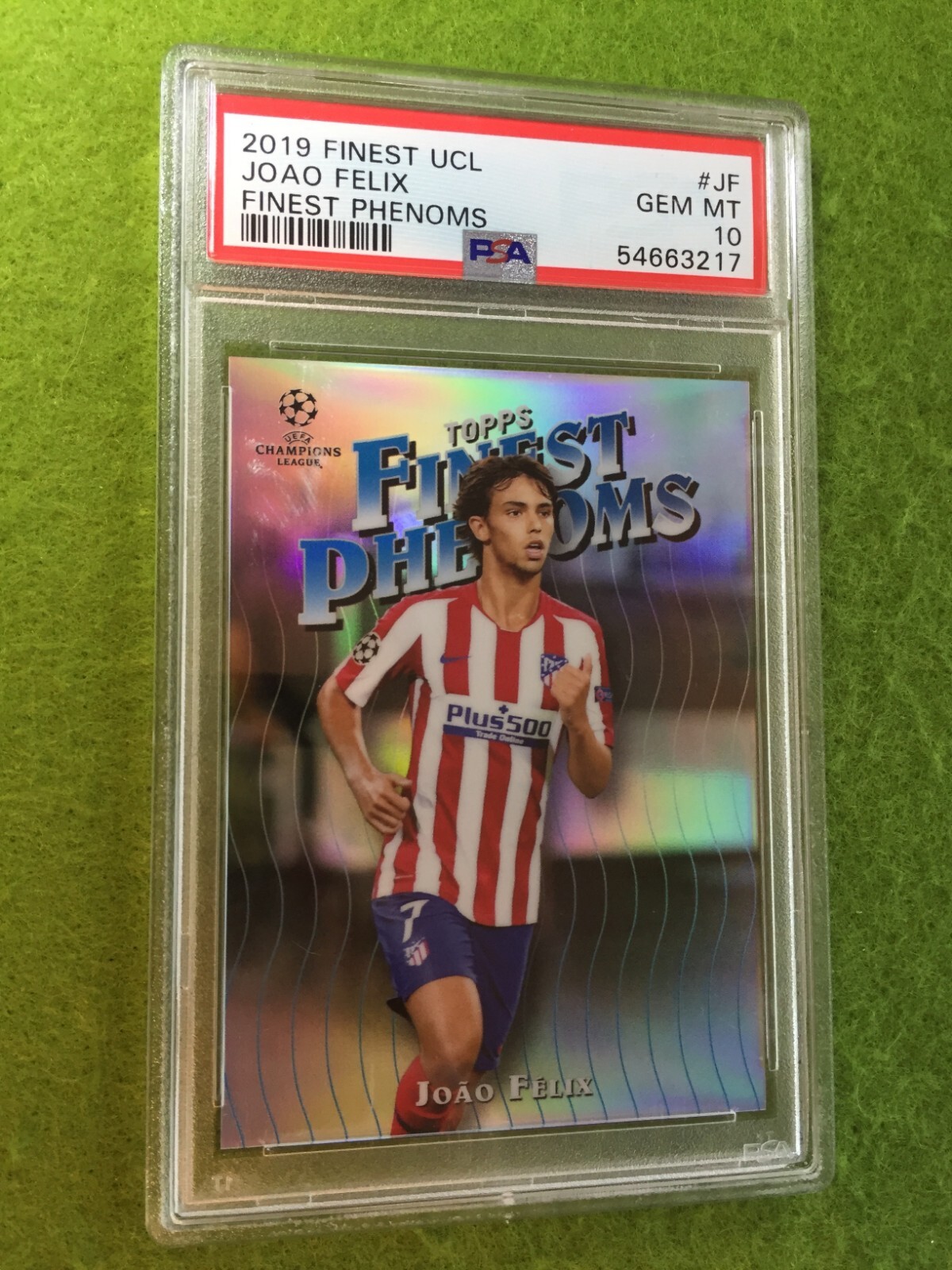 Joao Felix PSA 10 REFRACTOR CARD JERSEY #23 PORTUGAL 2019 Finest JOAO FELIX UCL view 7