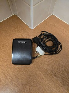 Nähmaschine Fußpedal. Sänger YDK YC-450