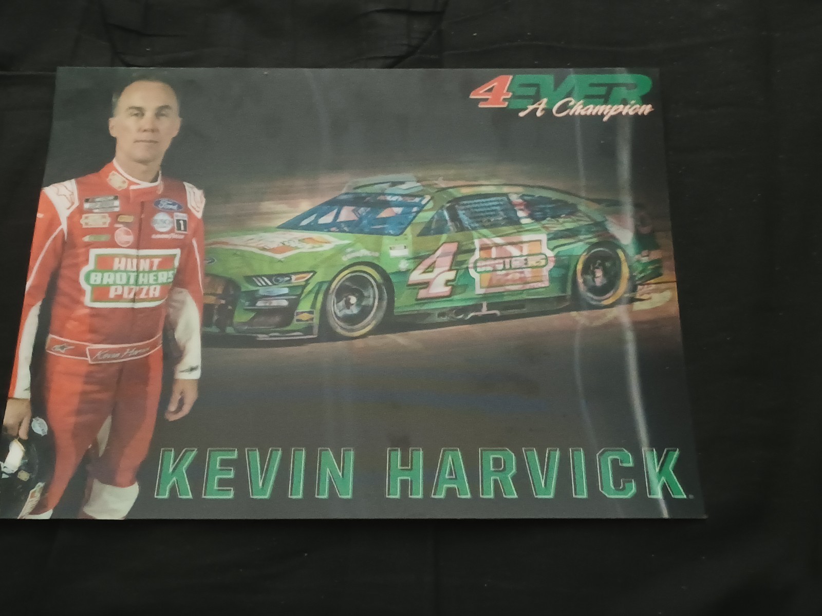 1x Kevin Harvick 2023 Hunt Brothers Pizza Nascar Lenticular 3D Hero Card