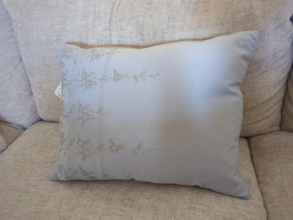 Ralph Lauren Carolyne Bordado 15" x 20" Almohada Decorativa Azul Nuevo sin Etiquetas Foto 4 de 4