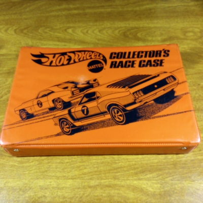 ビンテージ マテル ホットウィール 1980年製12台収納ケース （車両込み） Hot Wheels Vintage Redline 12 Car Collector's Race Storage Case