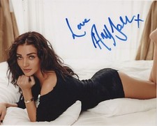 Amy Jackson Sexy Supergirl Autographed Signed 8x10 #J7