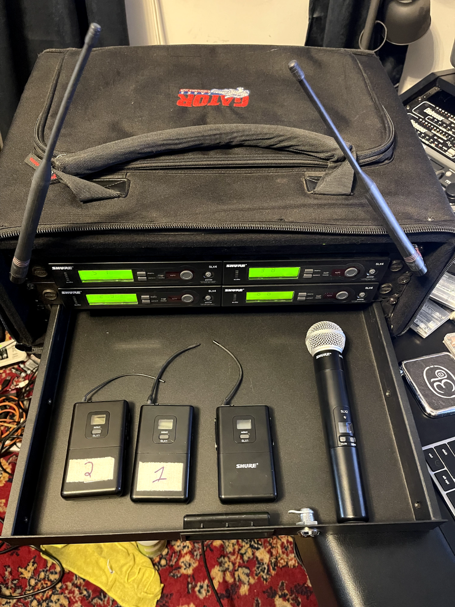 4 Shure Wireless SLX4 with Body Packs + SM Beta 58 | eBay 4 Shure Wireless SLX4 with Body Packs + SM Beta 58 | eBay