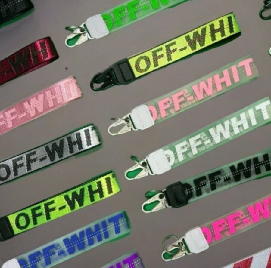 【 Off-White 】 レザーキーチェーン QUOTE KEY CHAIN Off-White Quote Key Chain Off-White