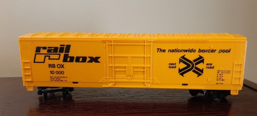 Escala HO Mehano Tyco Box Car Rail Box RBOX 10000 amarillo vagón de tren de carga | Zustand: Used