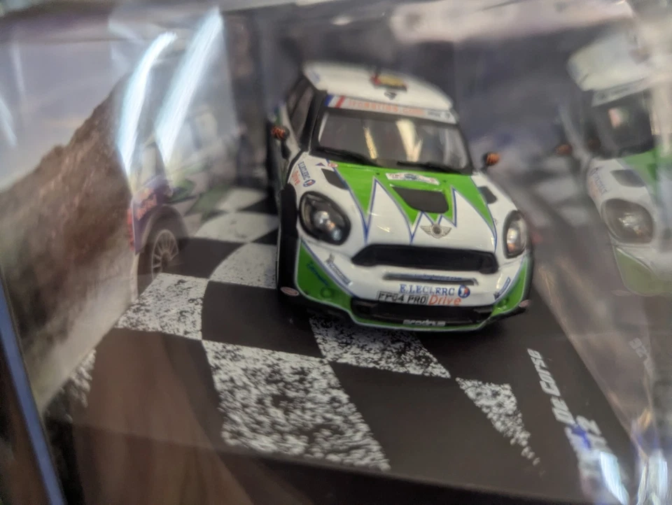 Mini John Cooper Works  - Le leggende del Rally - Uscita n 30 - 1:43 Auto Rally - Immagine 2 di 4