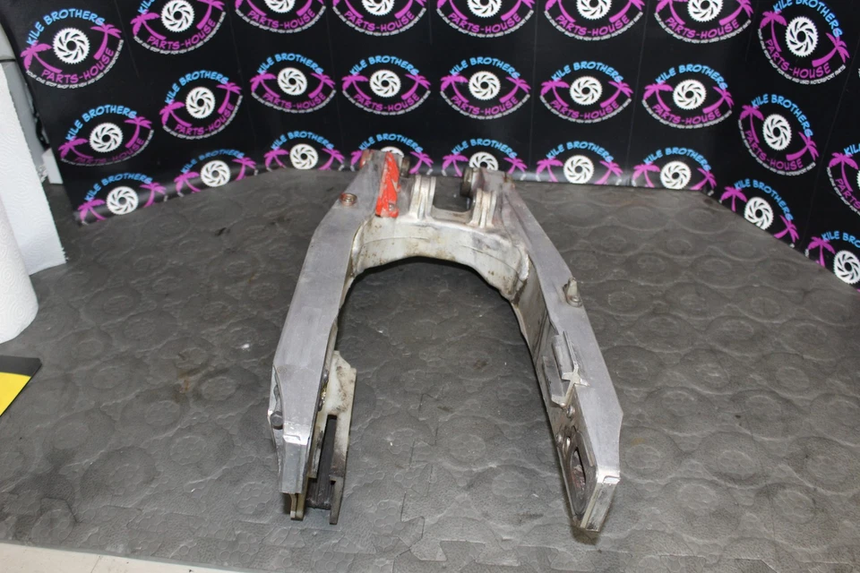 1988 Honda CR125R OEM ПОВОРОТНЫЙ РЫЧАГ ПОДВЕСКИ 52000-KS6-830 - Изображение 4 из 4