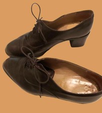 Vintage 1940's Oxford Ladies Brogues, made in Italy-pre owned-size 37 1/2 (7 AU)