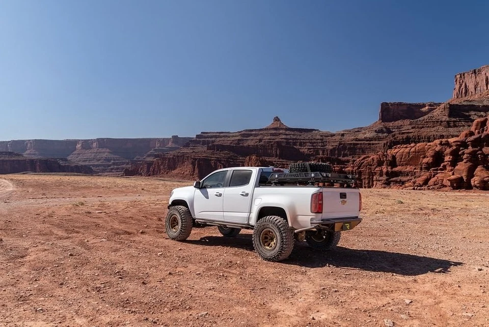 For Chevy Colorado 15-25 N-Fab Trail Series Cab Length Black Rock Sliders Foto 4 de 4