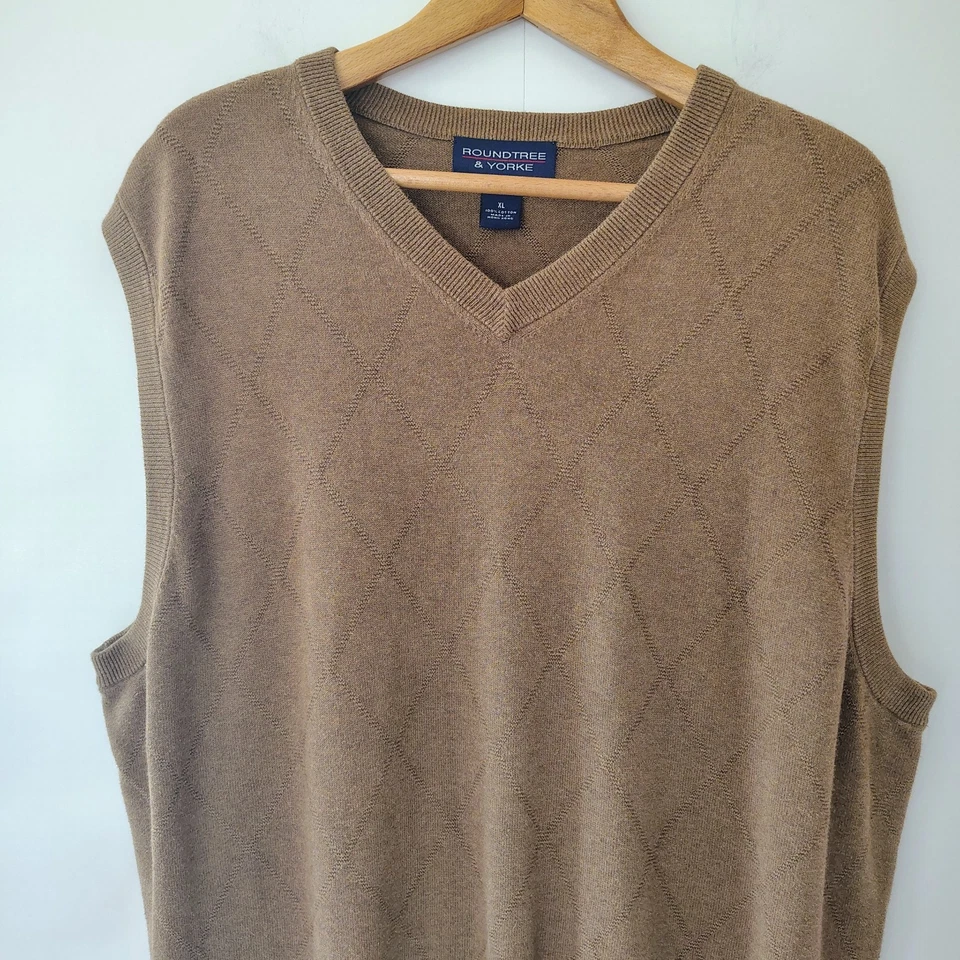 Vtg Roundtree & Yorke Pullover Sweater Vest Men's XL Academia Old Money Preppy  - Image 2 of 4