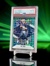 2021 Mac Jones RC Refractor /25 PSA 10 Panini Phoenix Lazer Parallel POP 2