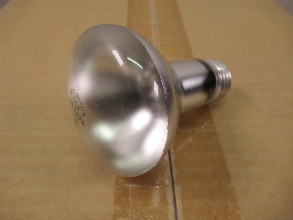 Case of 60 Sylvania Floodlights Indoor Medium Base 50w R20  - Image 2 of 4