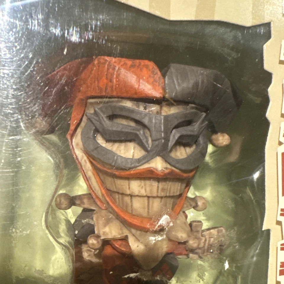 Teekeez Cryptozoic DC Comics Harley Quinn 2.5" Stackable Vinyl Figure - Image 2 of 4