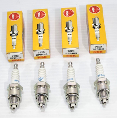Pack Of 4 NGK 7823 Spark Plugs BPR4HS Honda Yamaha John Deere - Foto 2