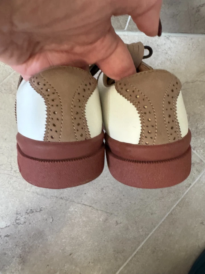 Zapatos con cordones Callaway Golf by Nordstrom para mujer blancos marrones talla 7,5 M Foto 4 de 4