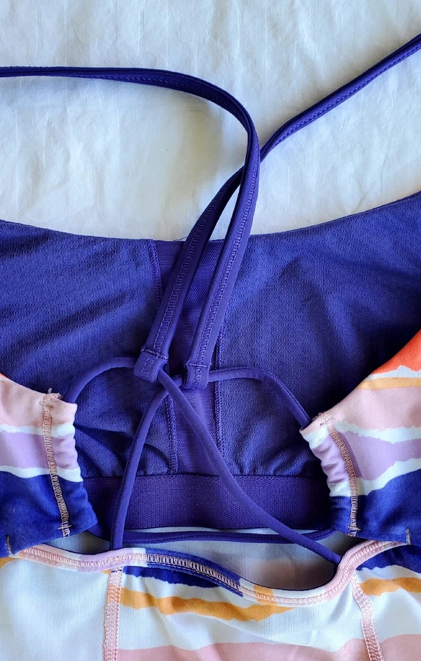 Camiseta sin mangas Lululemon para mujer talla 6 espalda cruzada entrenamiento natación azul coral púrpura Foto 3 de 4