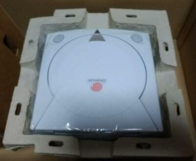 SEGA DC DREAMCAST CONSOLE  HKT-3000 NEW NEVER USED