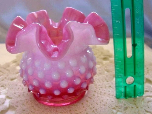 FENTON~MINT+PERF3"VASE"MINIATURE"VTG~50s"CRANBERRY/PINK"OPALESCENT GLASS"HOBNAIL