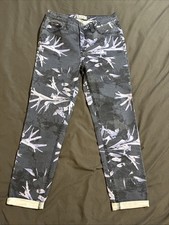 Free People Cropped Jeans Sz 28 Nature Leaves Tropical Floral Pattern Boho