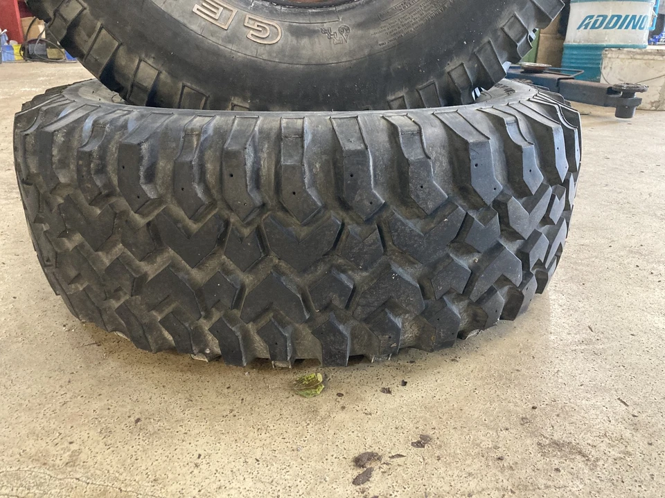 2x 33x12.50 R15LT 108P GENERAL GRABBER MT 4x4 OFF ROAD REIFEN GEBRAUCHT !!! - Bild 3 von 4