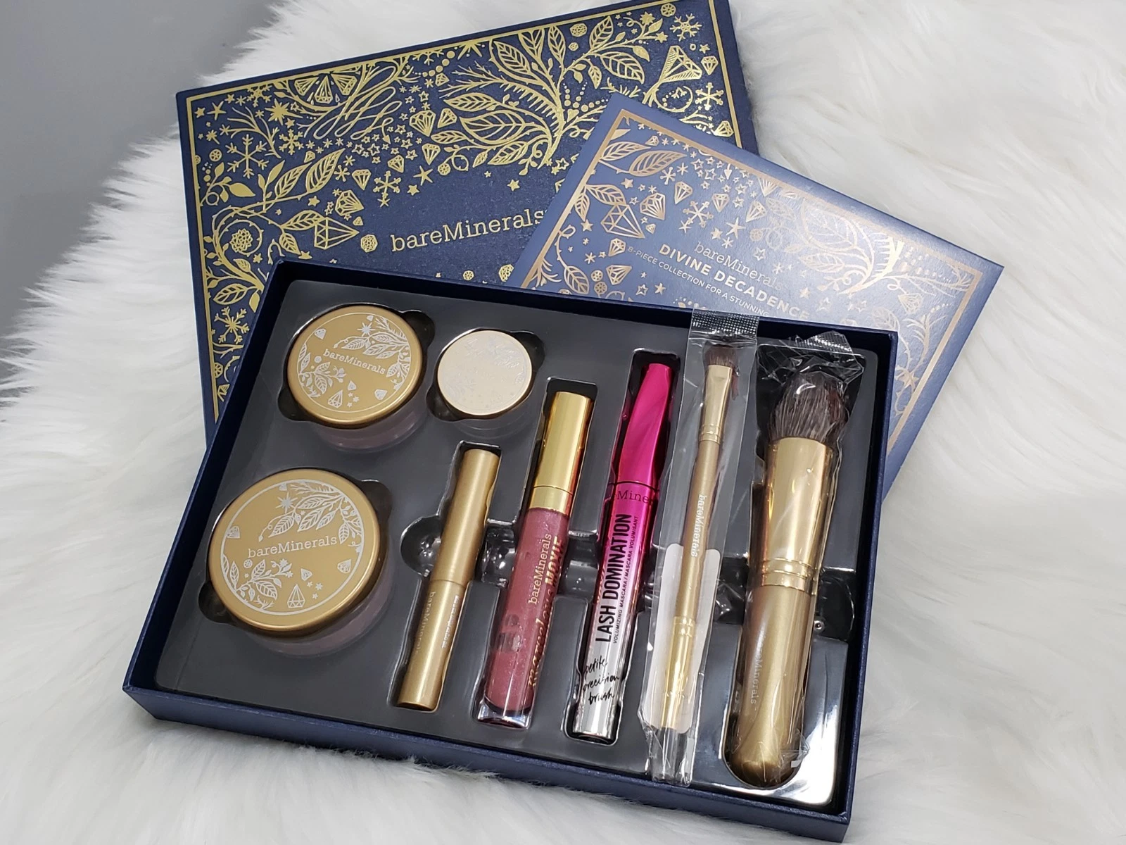 NEW - BARE MINERALS Divine Decadence 8-Piece Makeup & Brush Set