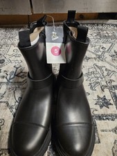 Art Class Black Boots size 5. Girls. Brand new in box.
