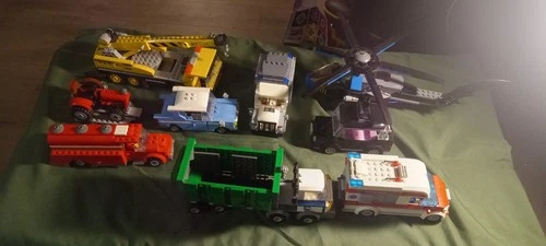 Lego City Friends Car Truck Tractor Taxi Batcopter Ambulance Crane Lot