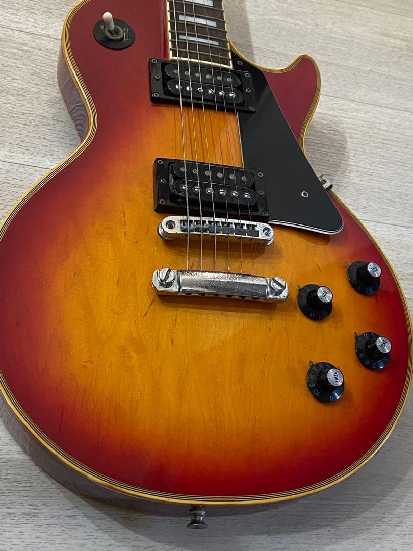 Electric Guitar Aria Pro II Les Paul Custom Model 1970s Made in