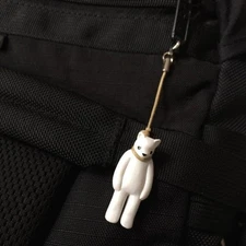 HUNG KEYCHAIN BY LUKE CHUEH MUNKY KING
