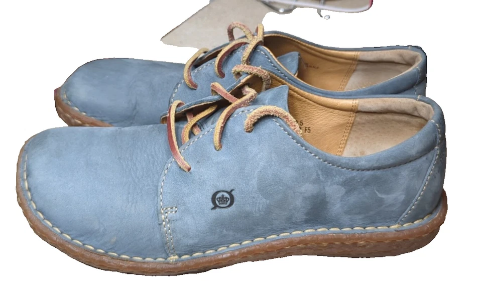 Born Women's Blue Suede Casual Shoes Sz 9M Comfortable Stylish Soft Sole Walking - Image 4 of 4