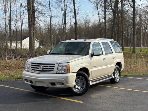 2004 Cadillac Escalade LUXURY